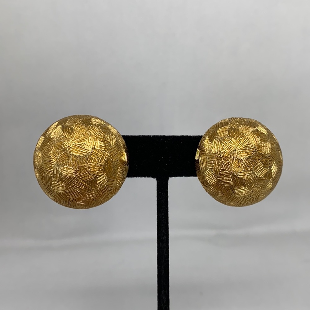 Amazing and rare vintage Dior pierced earrings